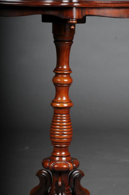 Table d'appoint Louis Phillip en acajou vers 1860 G-98